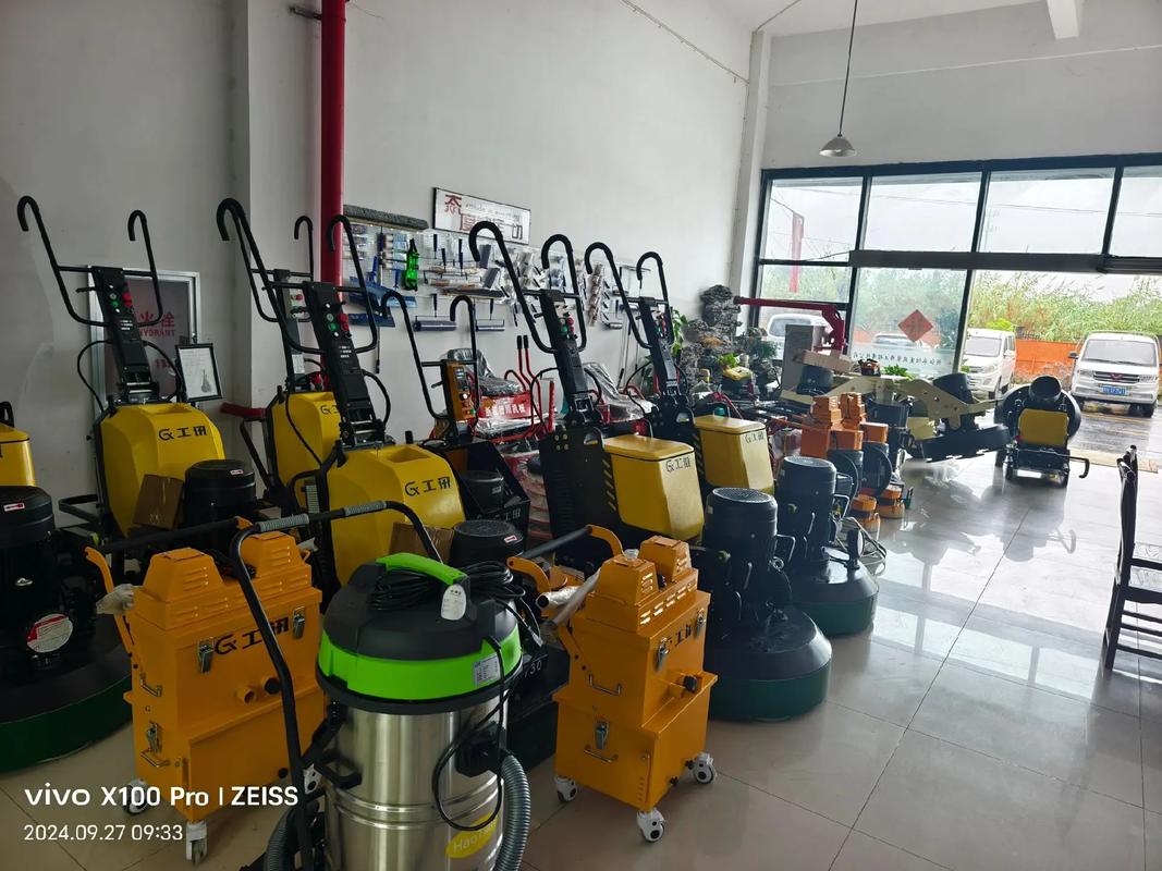 建筑裝飾工程、設備維修、研磨機銷售及工業藝術地坪的綜合性解決方案提供商